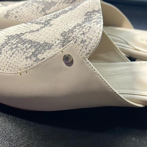 NWOT Cole Haan “The Grand” Slip- On Mule. Leather Size 9.5. Cream & Snake Print - Picture 8 of 15